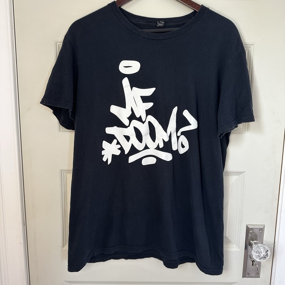 MF Doom T-Shirt w/Graffiti Design Black w/ White Print Anvil Men L 100% Cotton